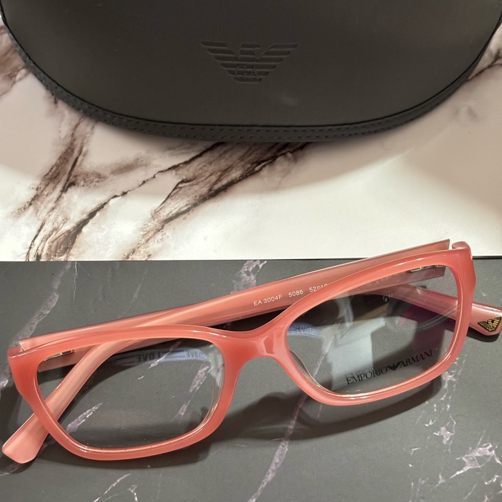 glasses - Picture 4 of 4